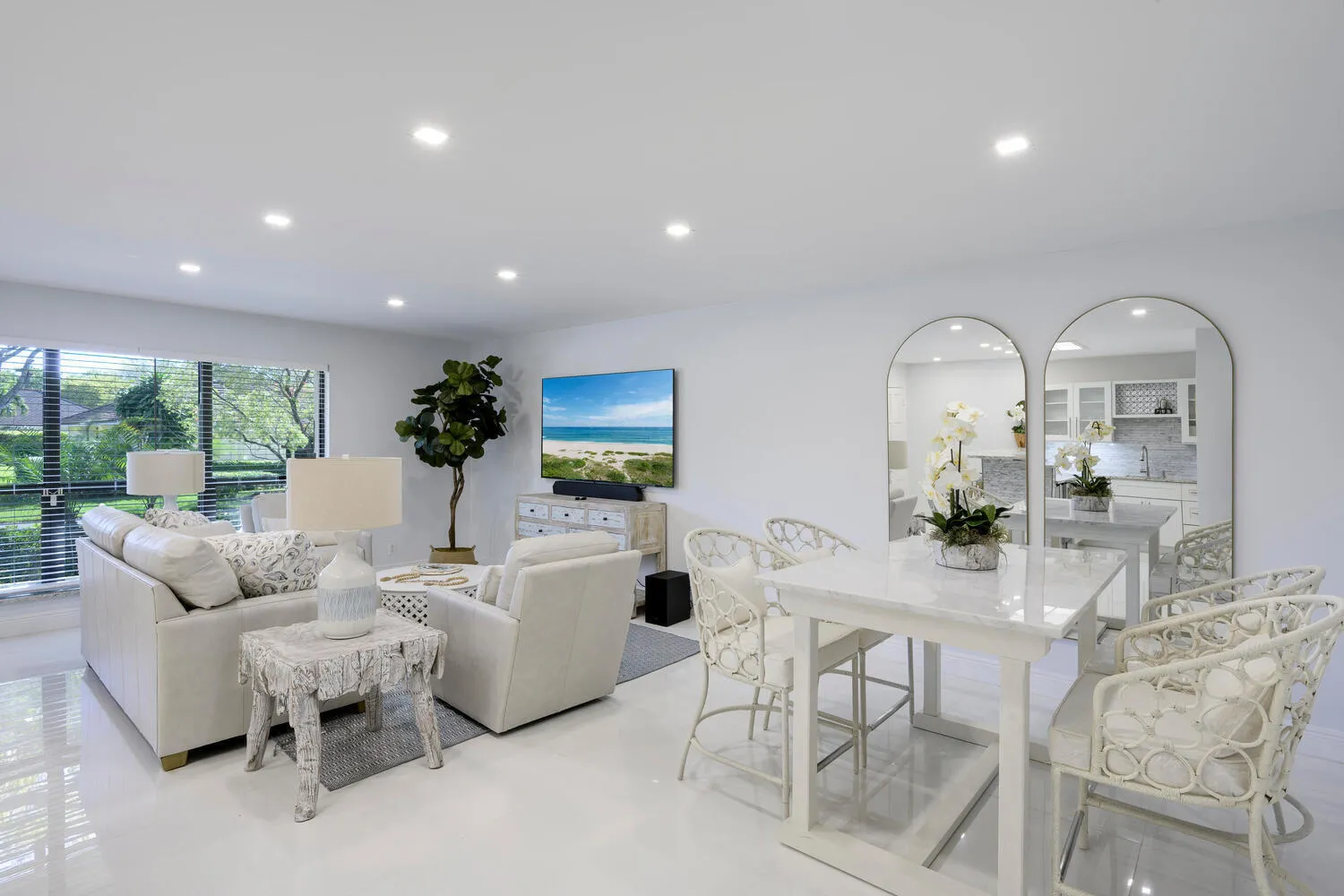Kitchen/Family Room