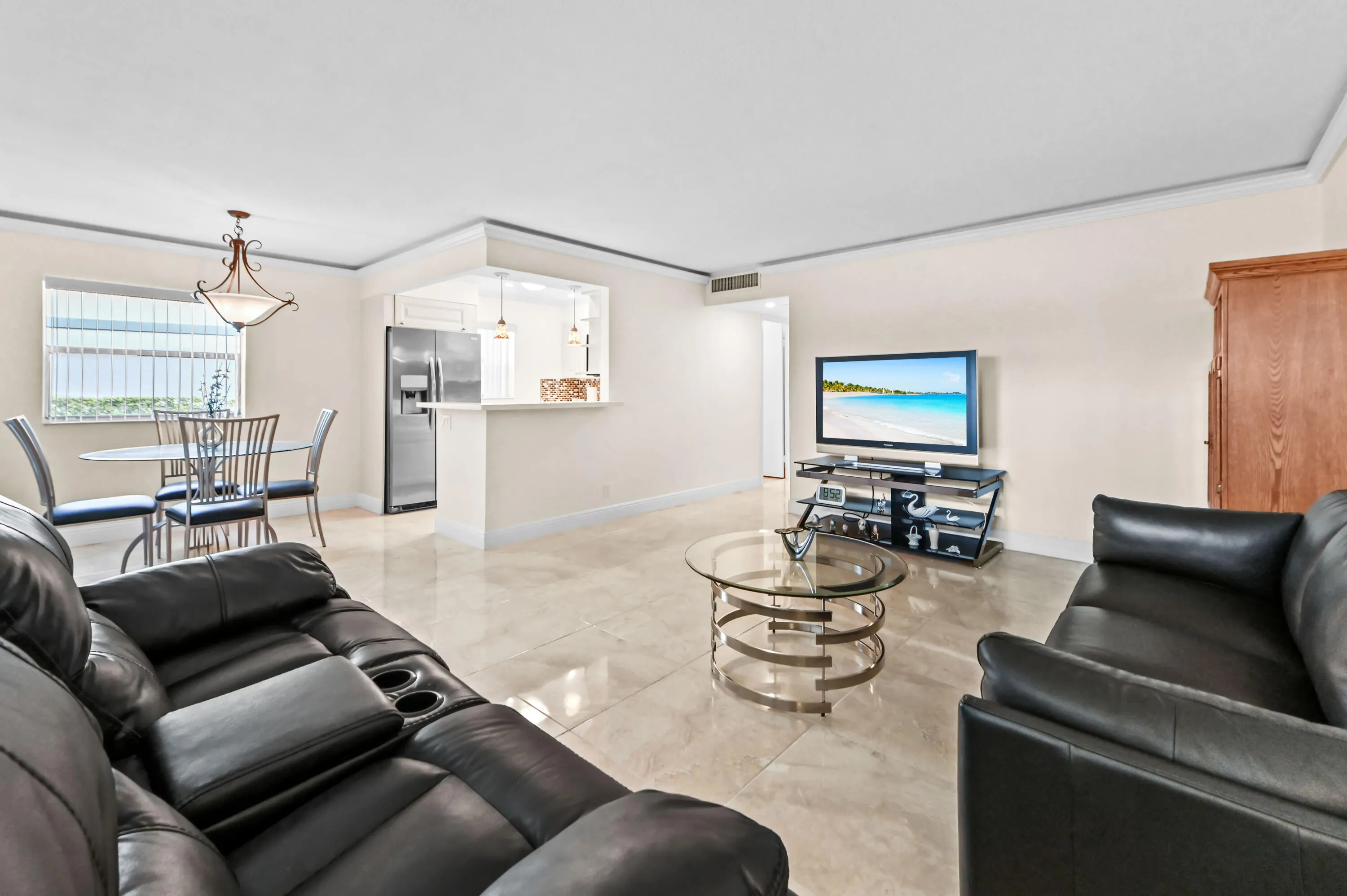 08 Living room 03