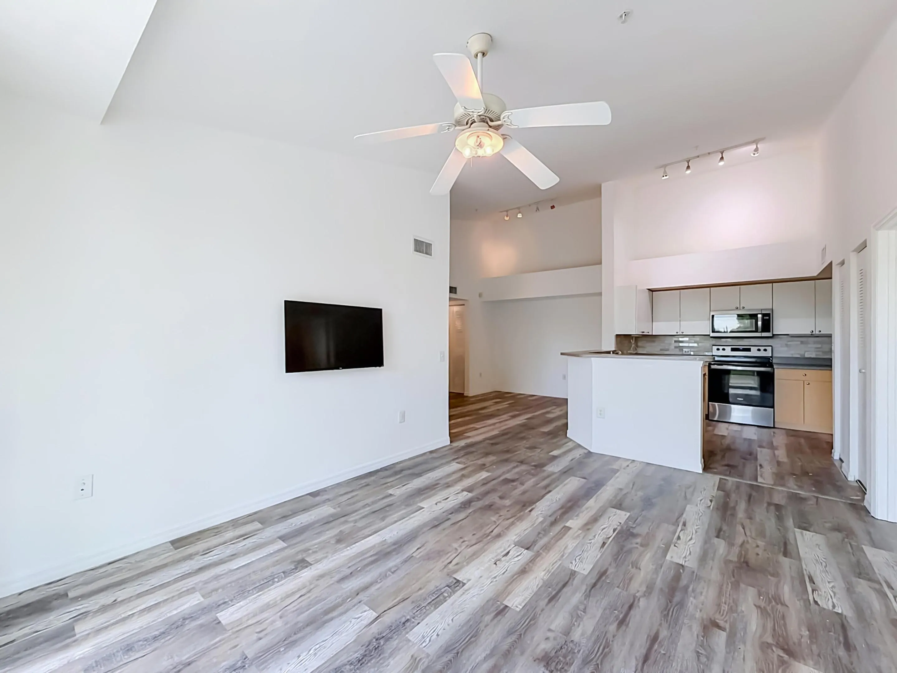 1119 Villa Circle-30