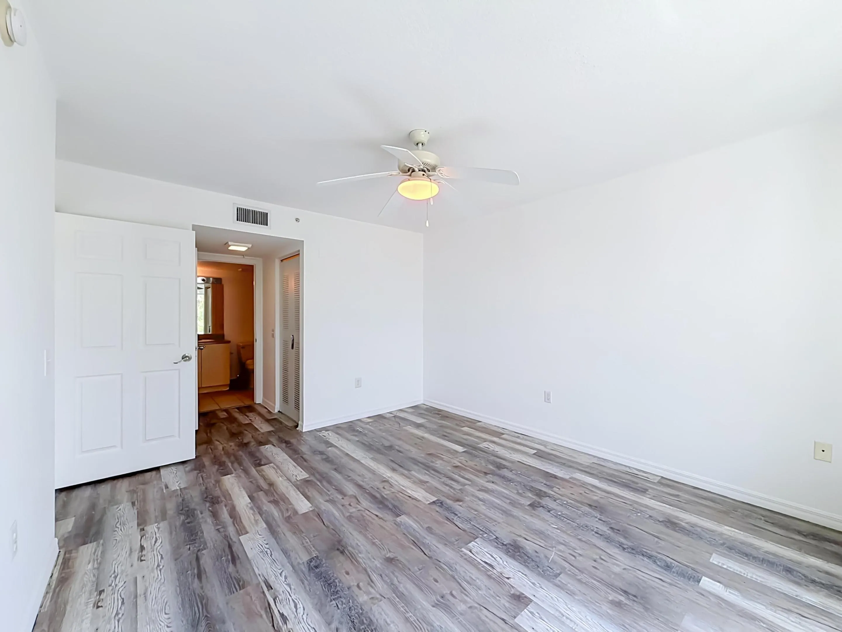 1119 Villa Circle-50
