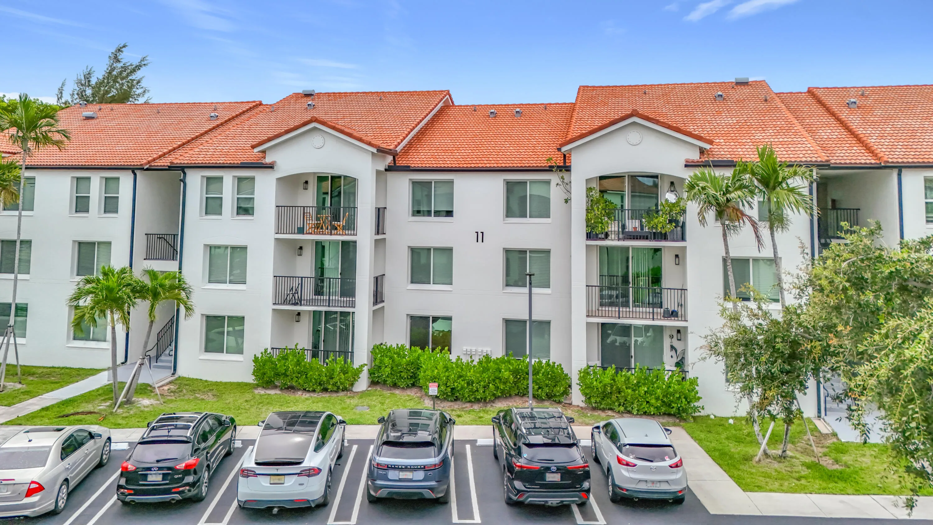 1119 Villa Circle-9
