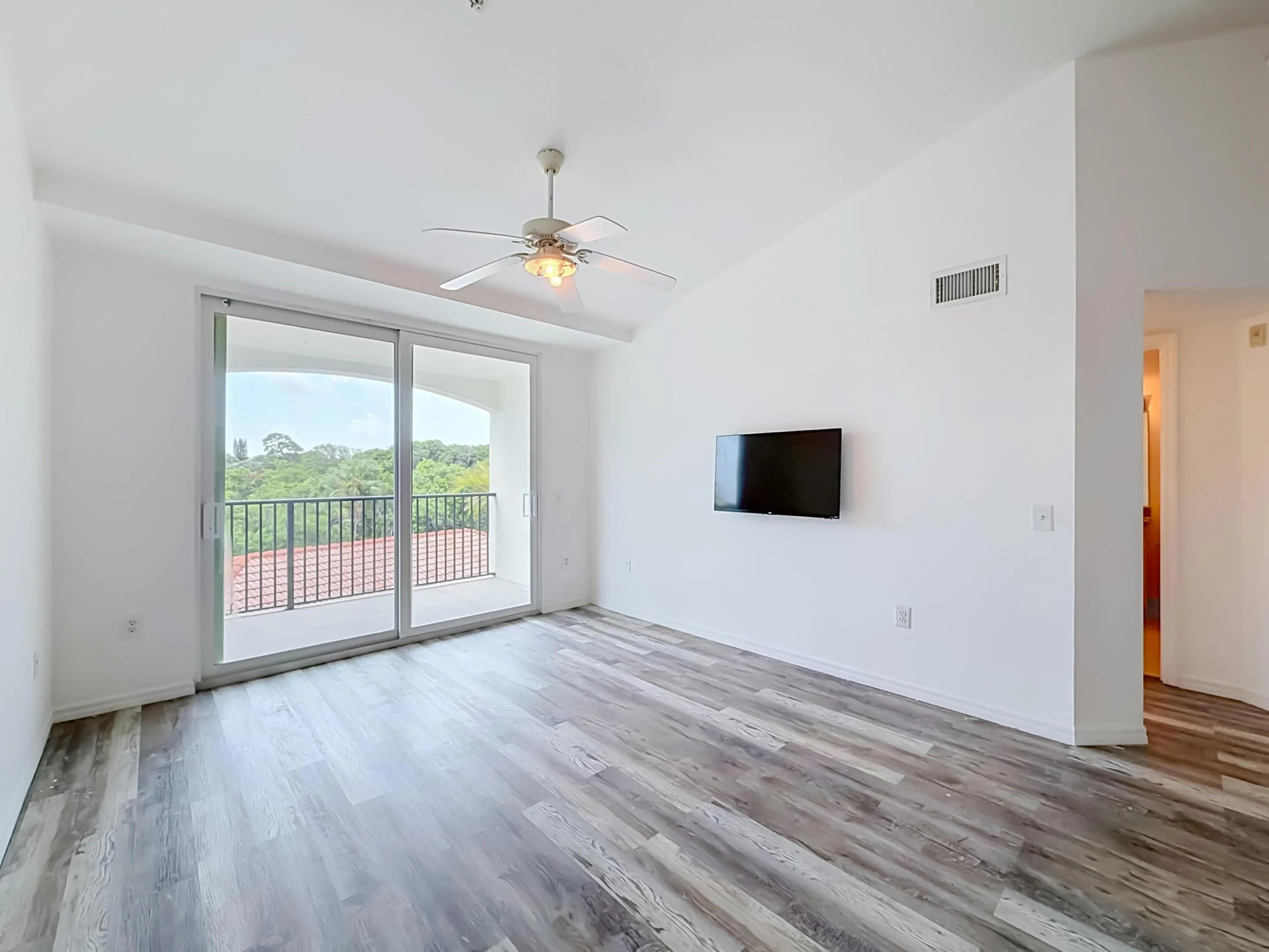 1119 Villa Circle-25