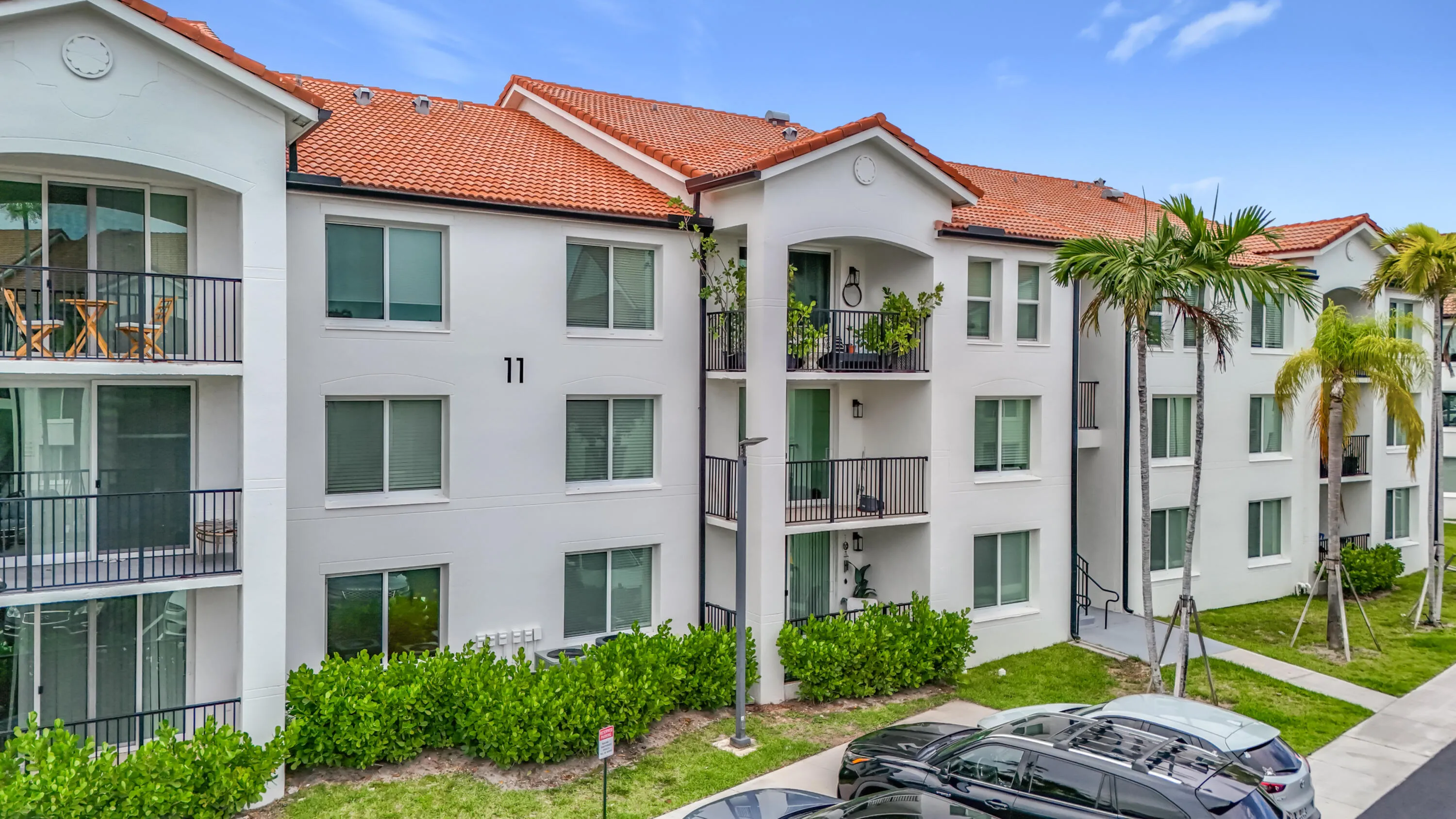 1119 Villa Circle-11