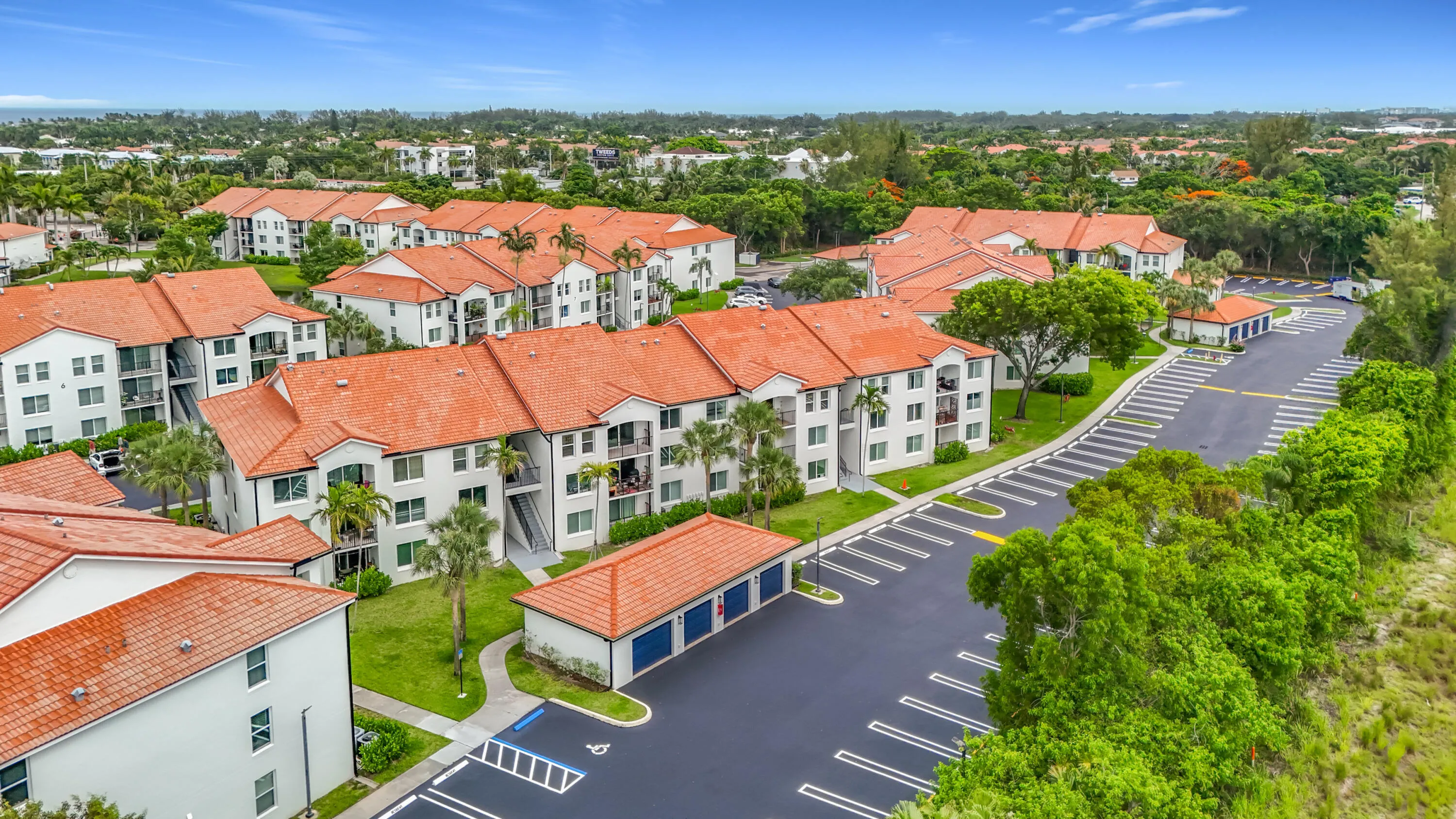 1119 Villa Circle-68