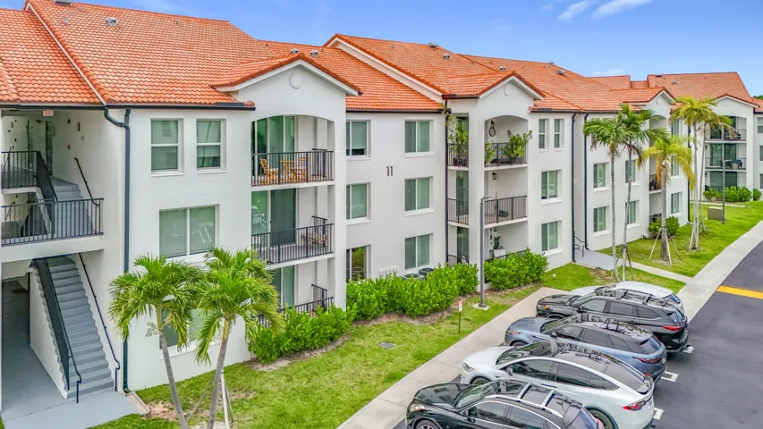 1119 Villa Circle-7