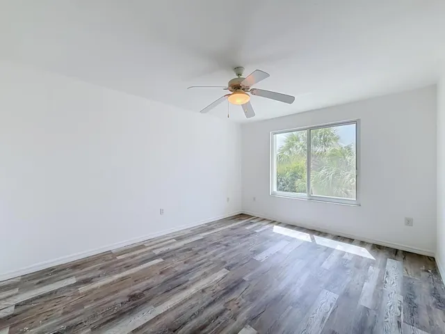 1119 Villa Circle-49