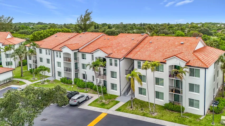 1119 Villa Circle-4