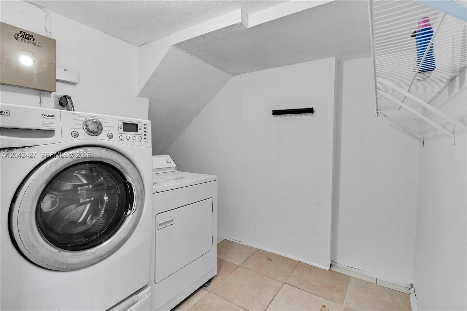 Property photo 64