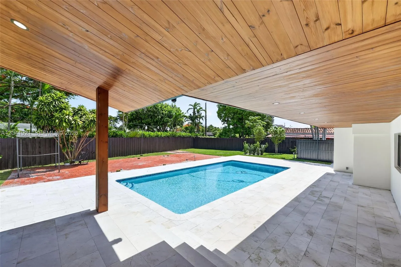 Property photo 93