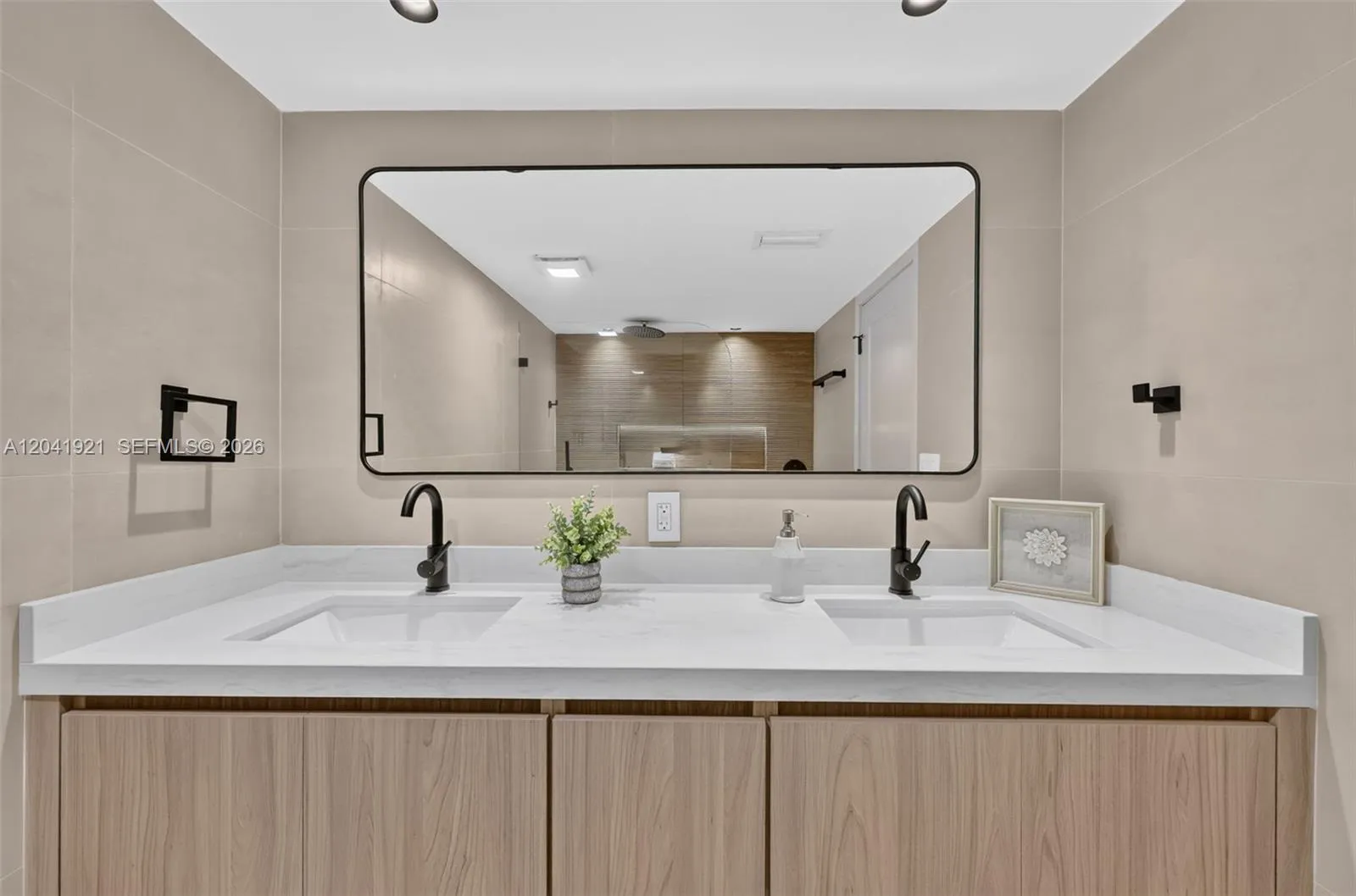 Property photo 60