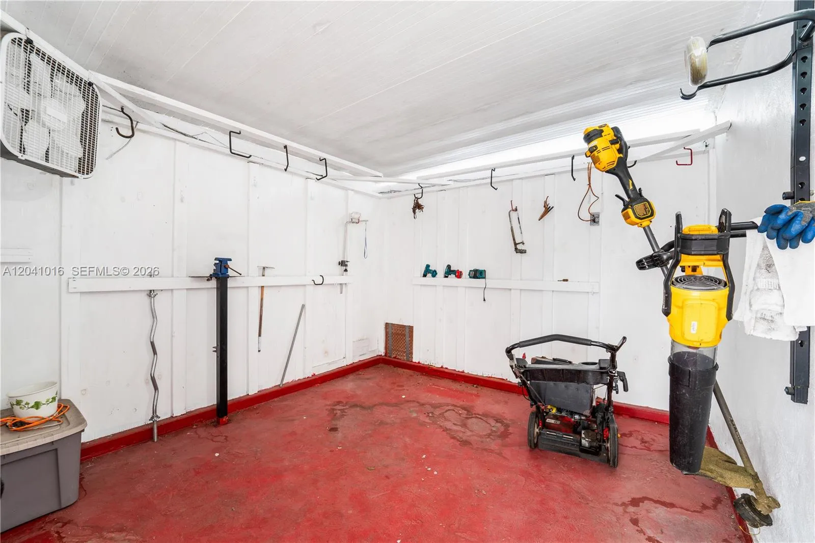 Property photo 28