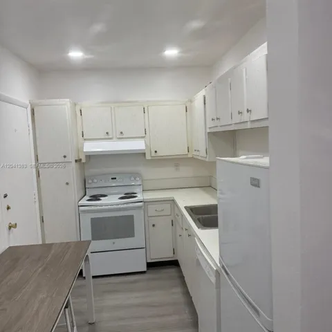 Brand new kitchen!