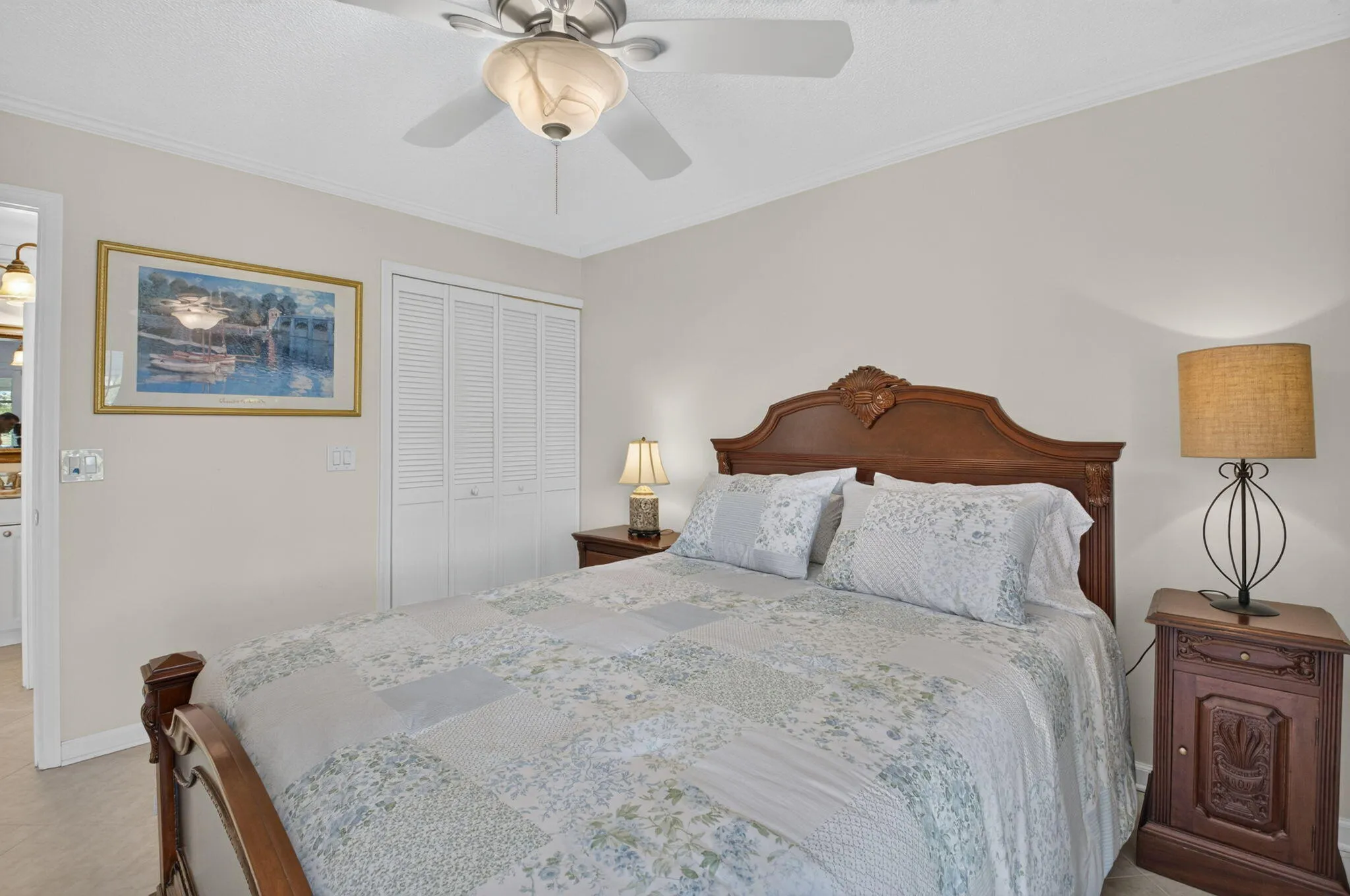 Spacious primary bedroom features walk-in closet and plenty of natural light!