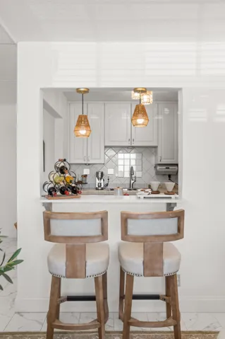 Breakfast Bar