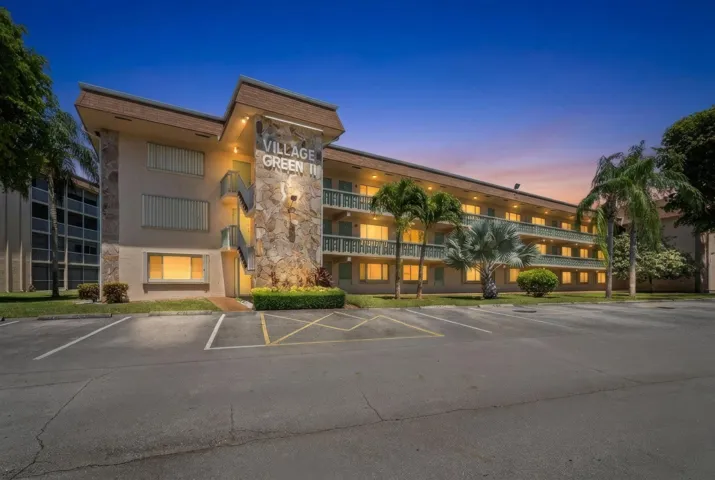 Exterior/ Building Front