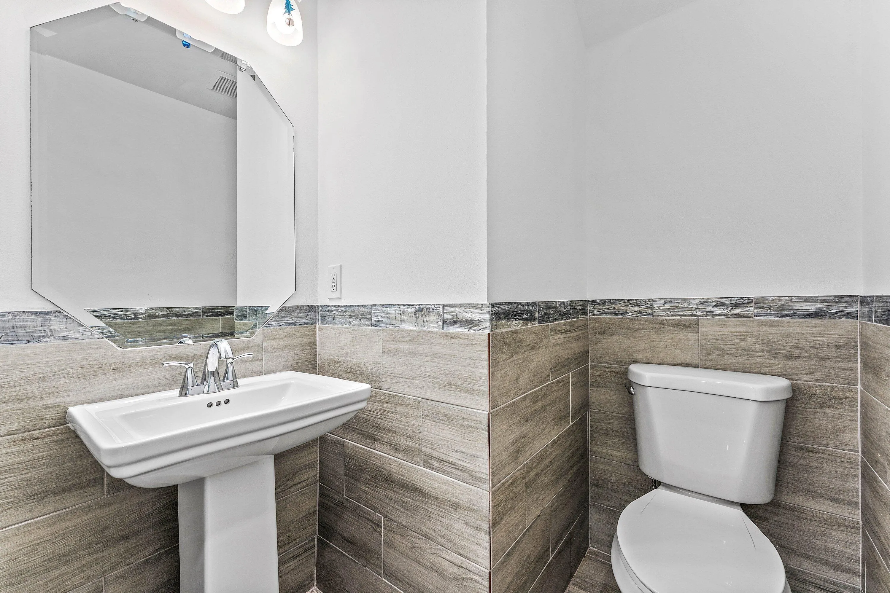 028-5477QueenshipCourt-Greenacres-FL-334