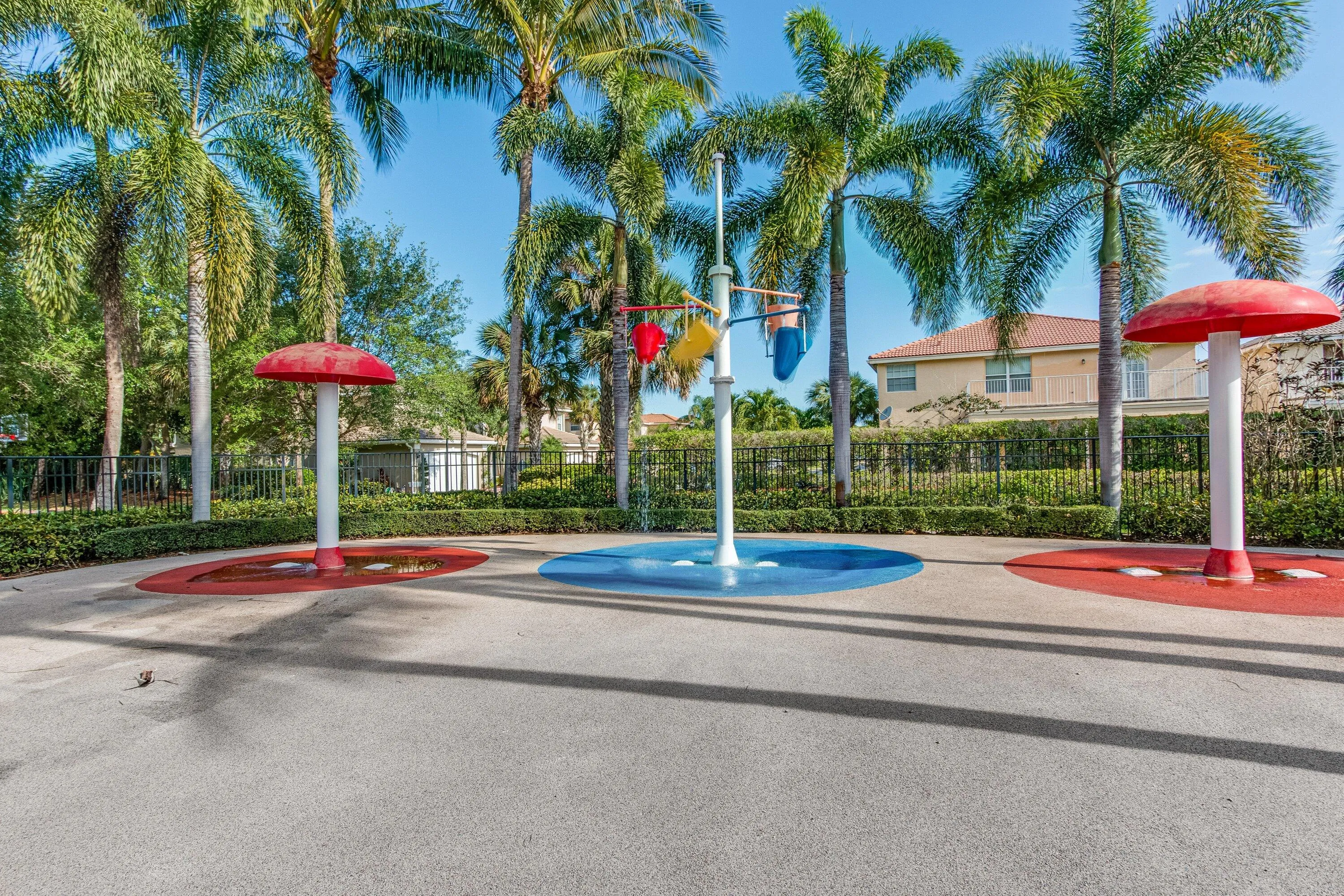 049-5477QueenshipCourt-Greenacres-FL-334