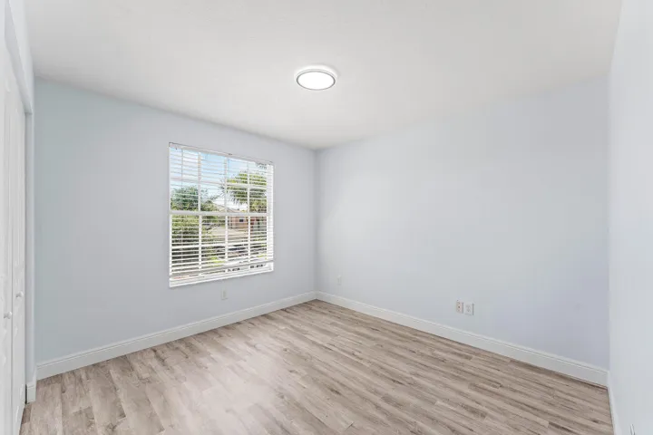 019-5477QueenshipCourt-Greenacres-FL-334