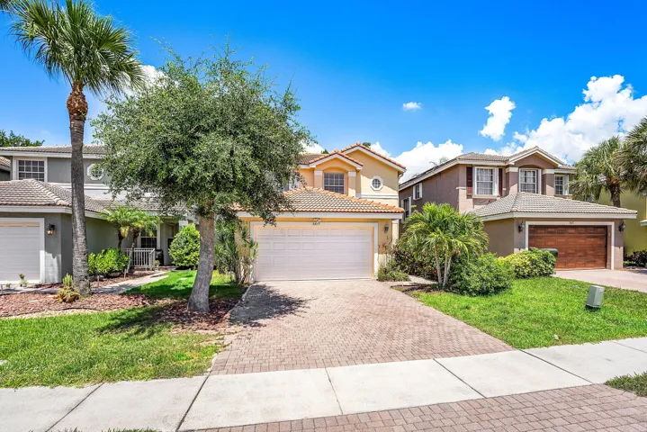 003-5477QueenshipCourt-Greenacres-FL-334