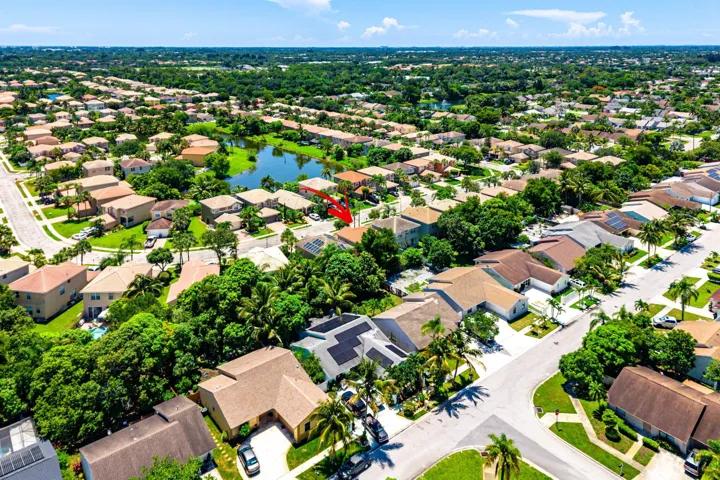 039-5477QueenshipCourt-Greenacres-FL-334