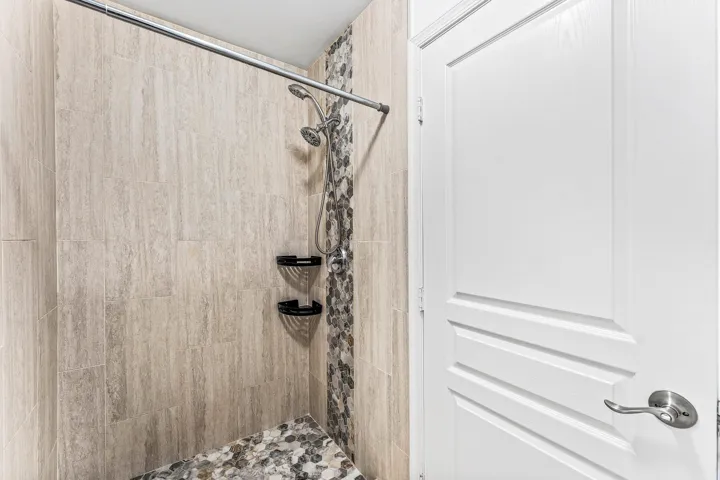 027-5477QueenshipCourt-Greenacres-FL-334
