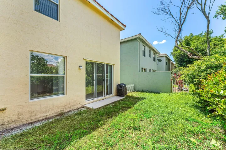 030-5477QueenshipCourt-Greenacres-FL-334