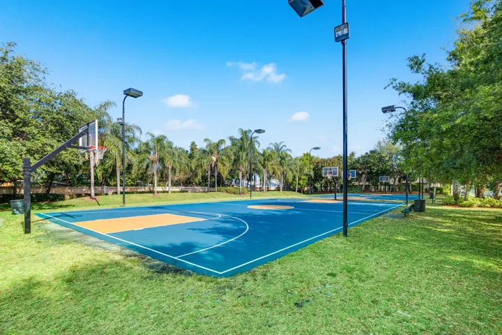 050-5477QueenshipCourt-Greenacres-FL-334