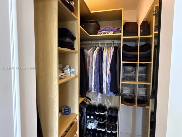 2nd Bedroom Closet
