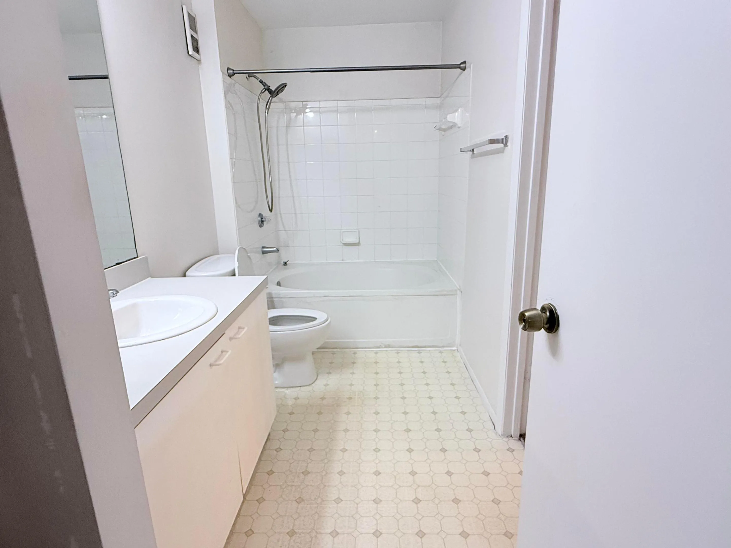 bathroom-H