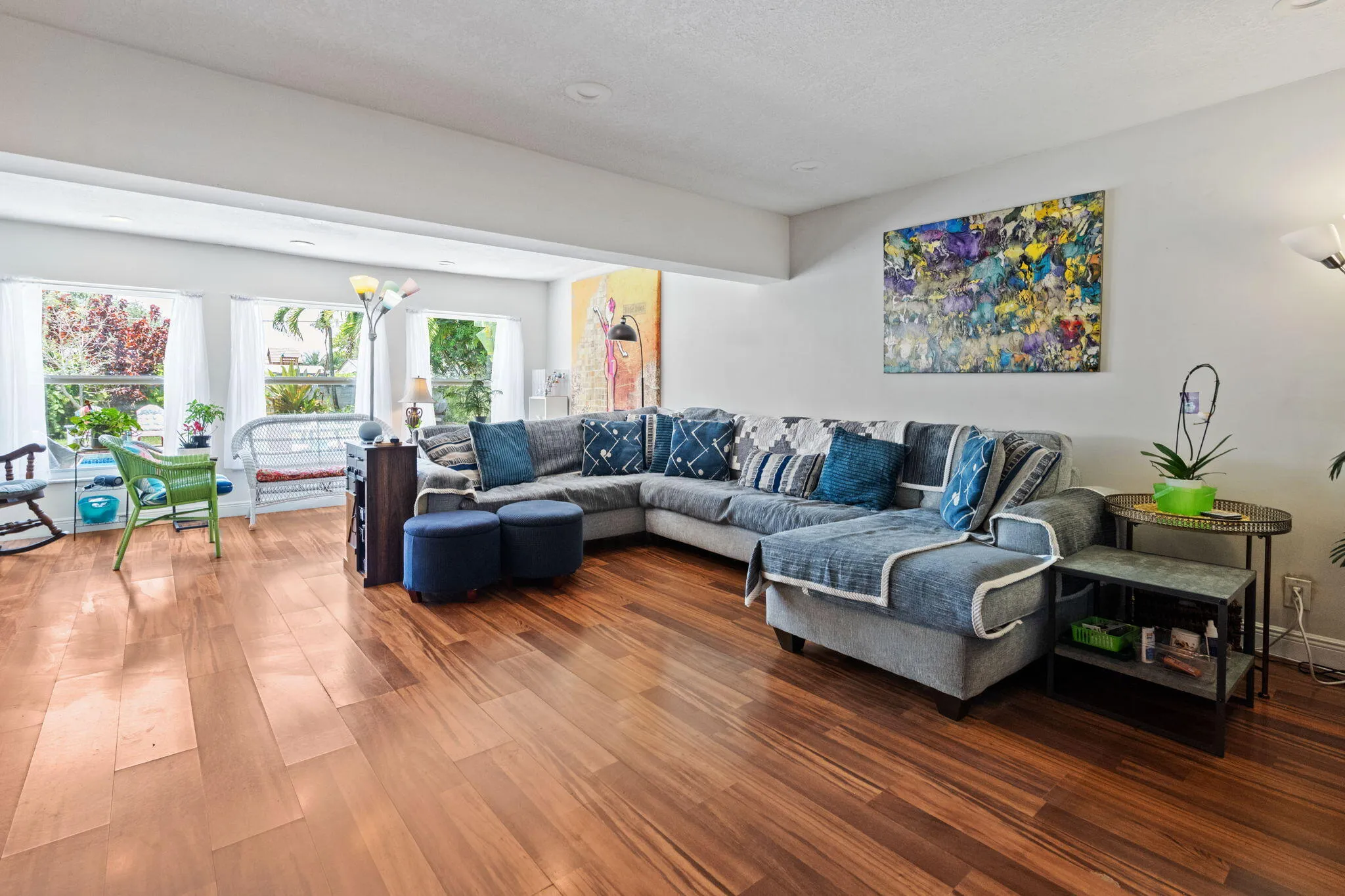 7-web-or-mls-4921-jackson-st