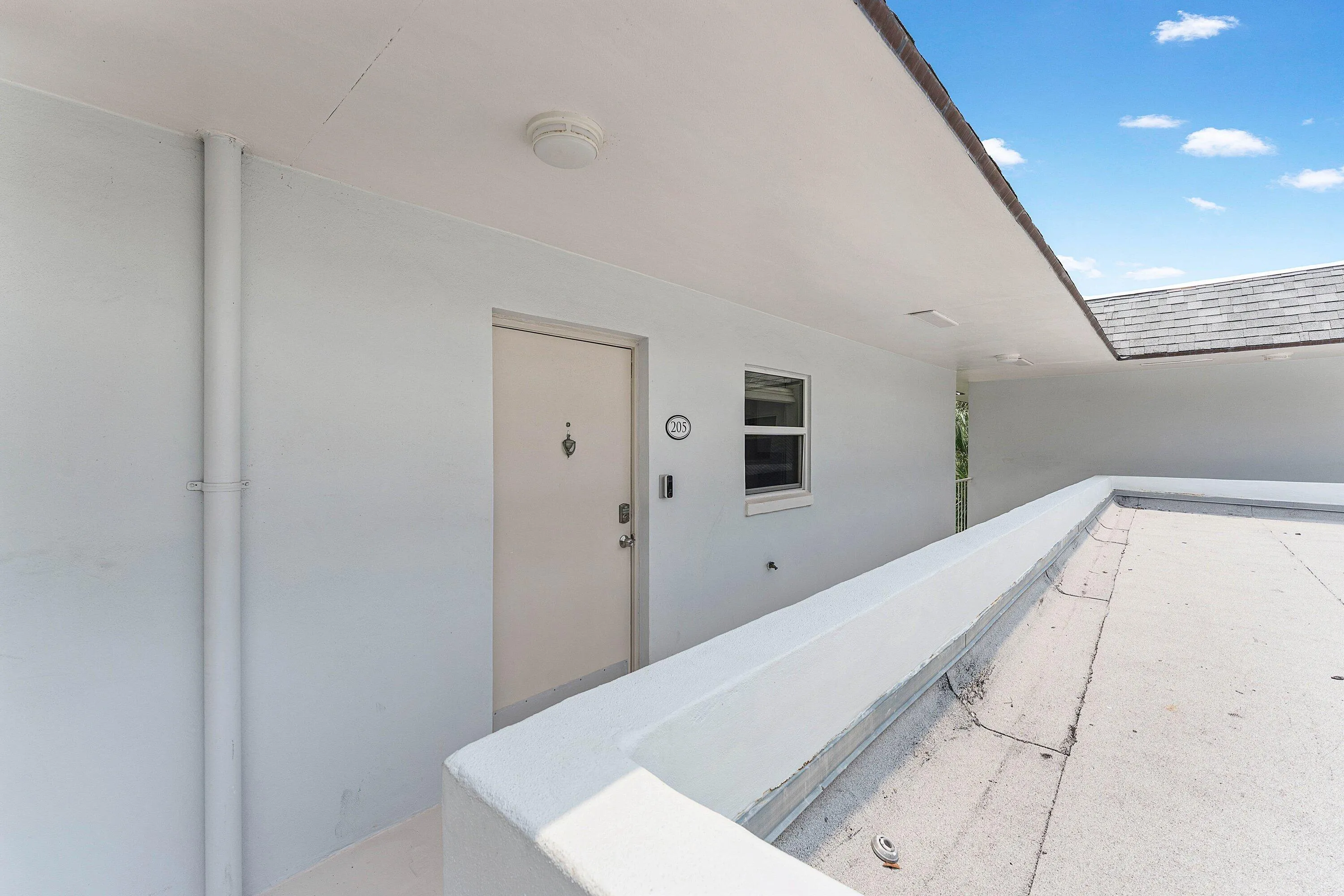 003-207TropicIsleDrive-205-DelrayBeach-F