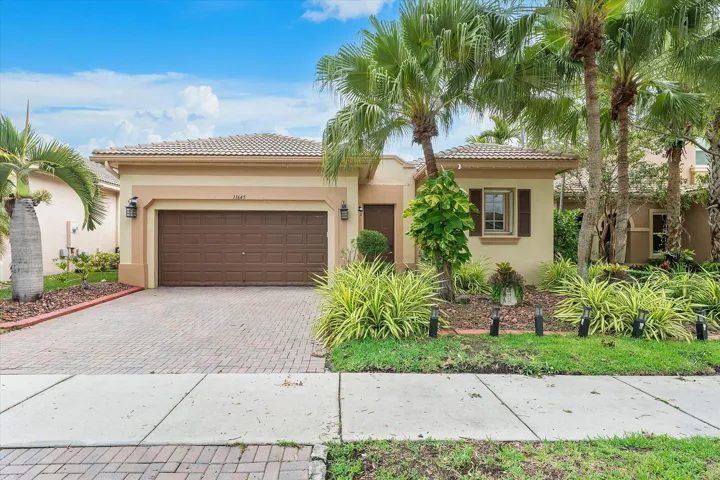 02-11645 NW 71st Place_002