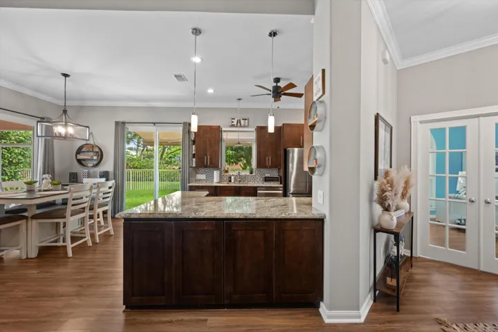 Kitchen/Dining/Entry