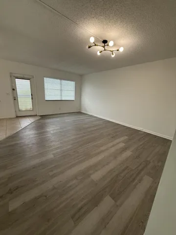 3089 005