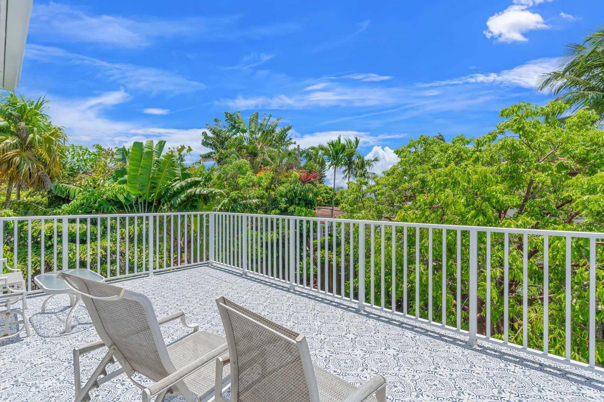 16-web-or-mls-1716 Middle River Dr, Fort