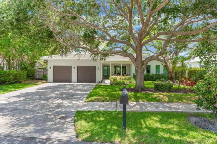 2-web-or-mls-1716 Middle River Dr, Fort