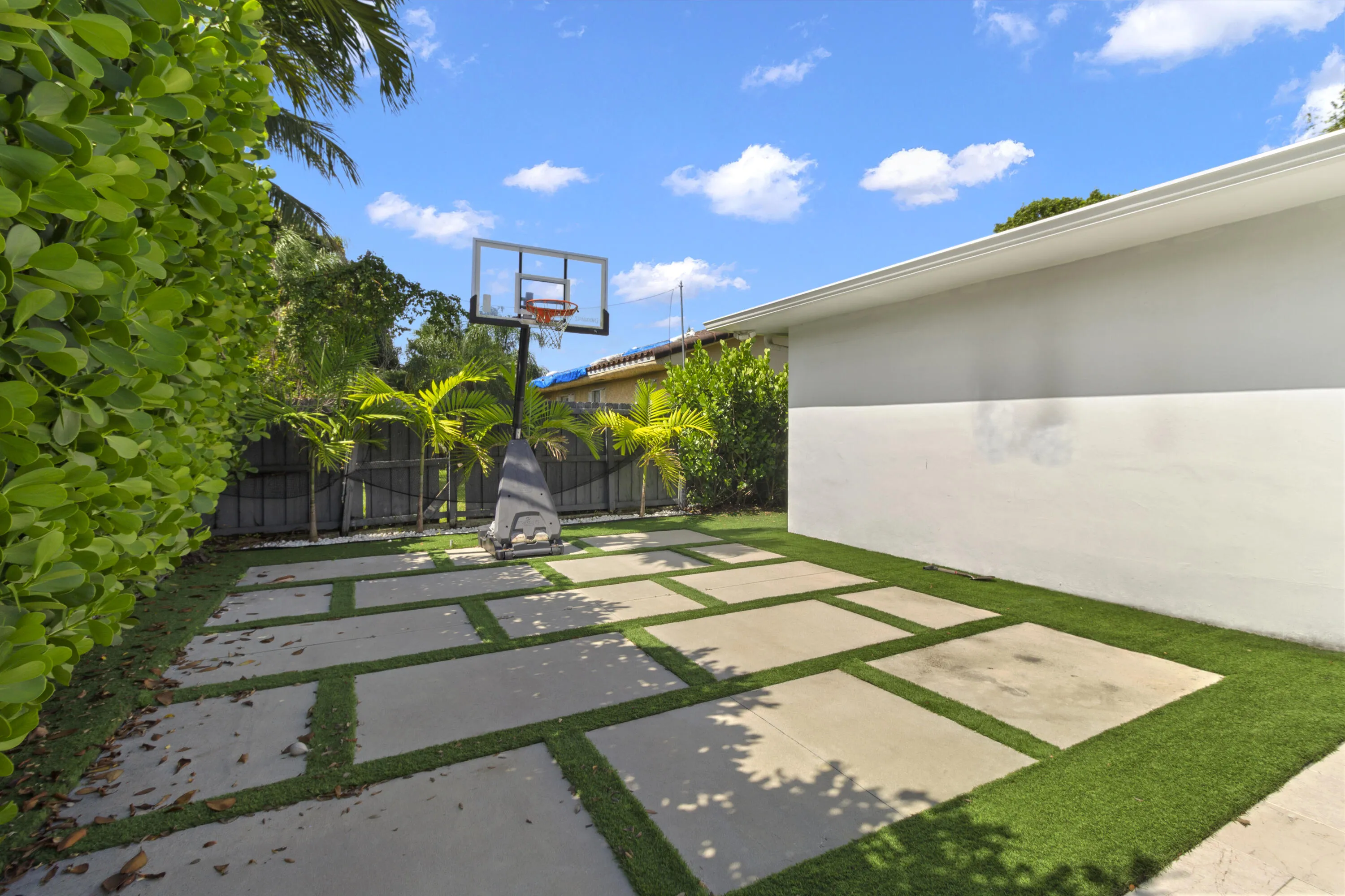 Property photo 35