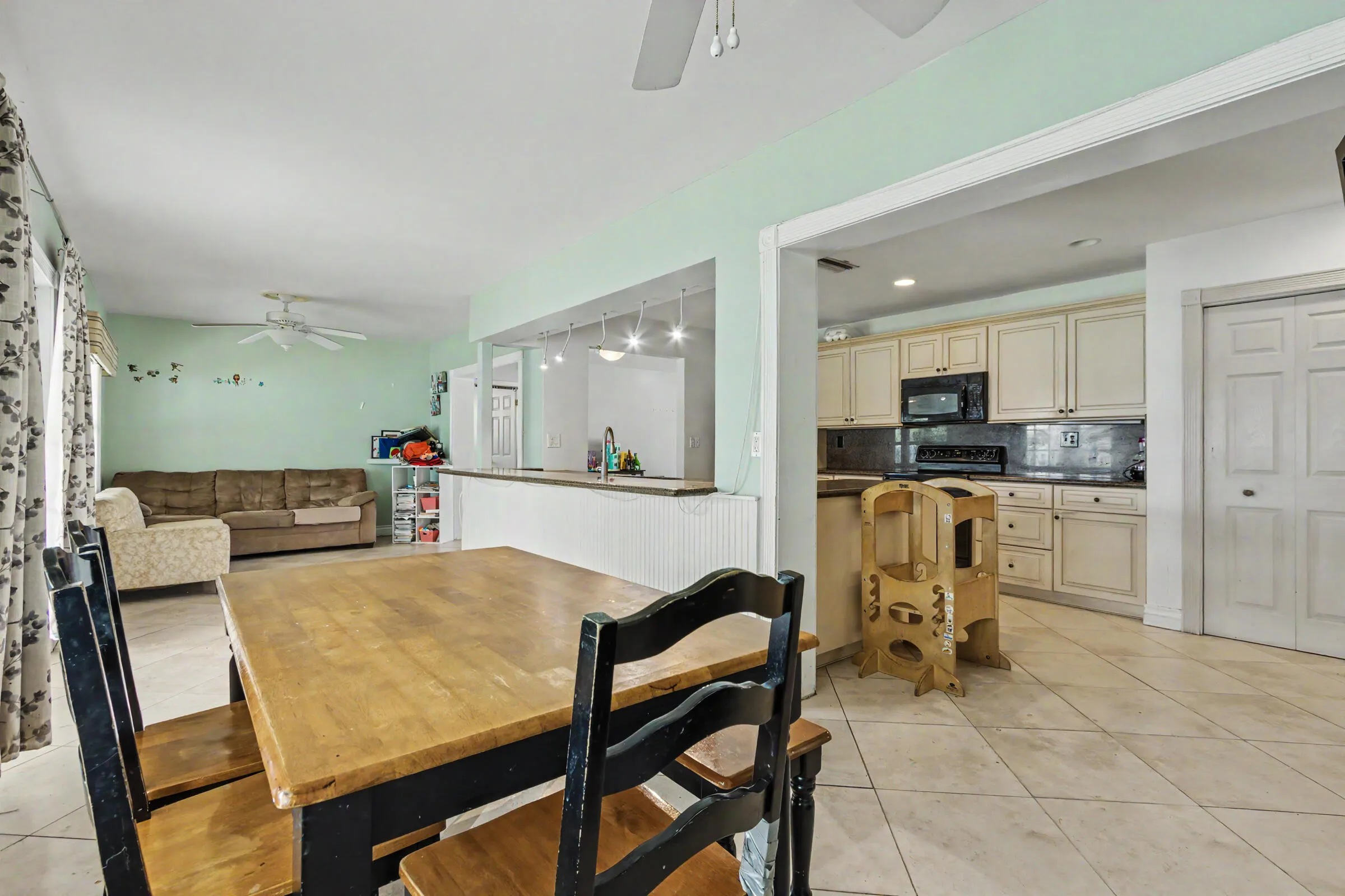 Secondary living space at the rear of the house