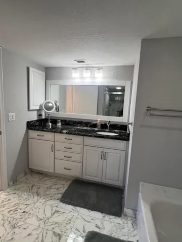 OT 803 Master Bath #3