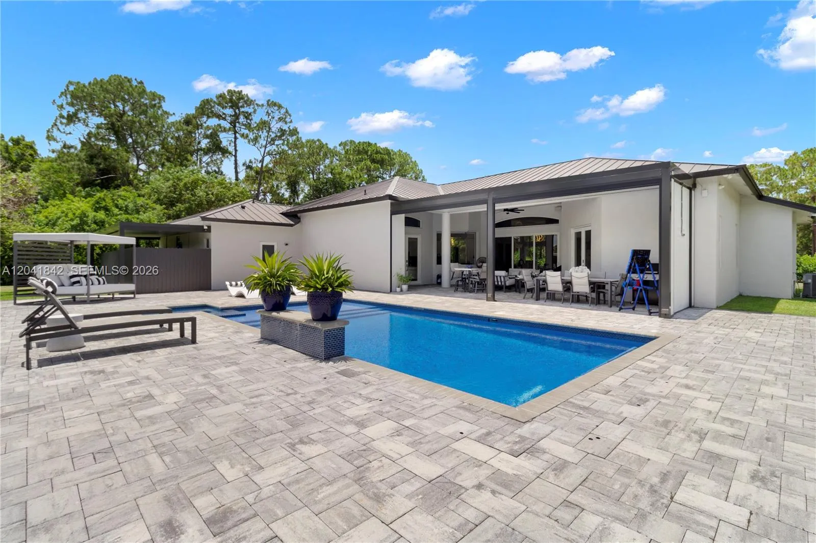 Property photo 187