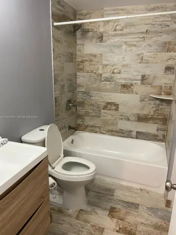 Upstairs Bathroom