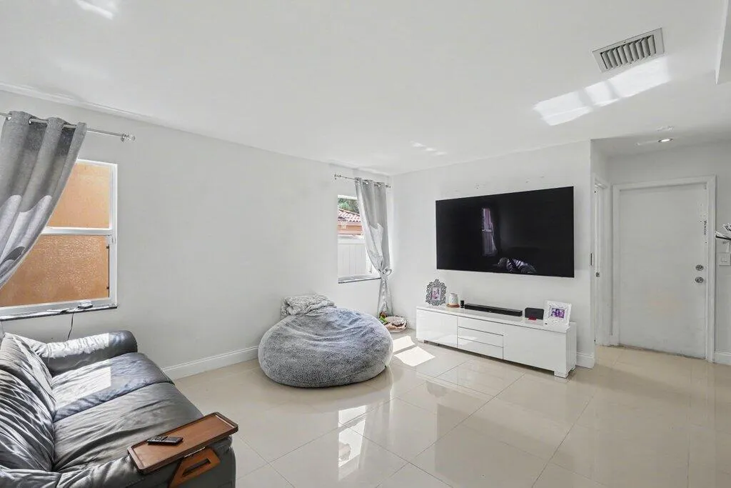Entertainment room