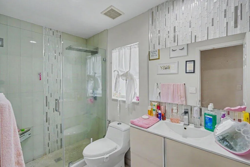 Guest bathroom
