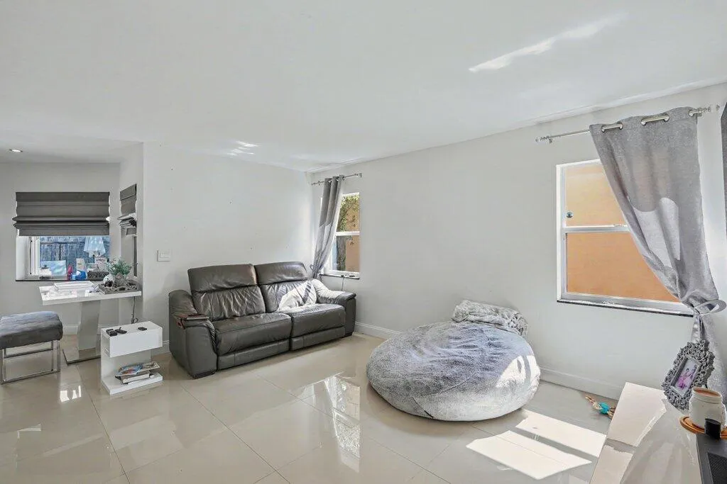 Entertaining room