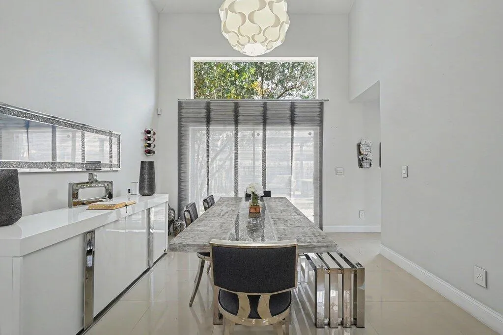Dining room