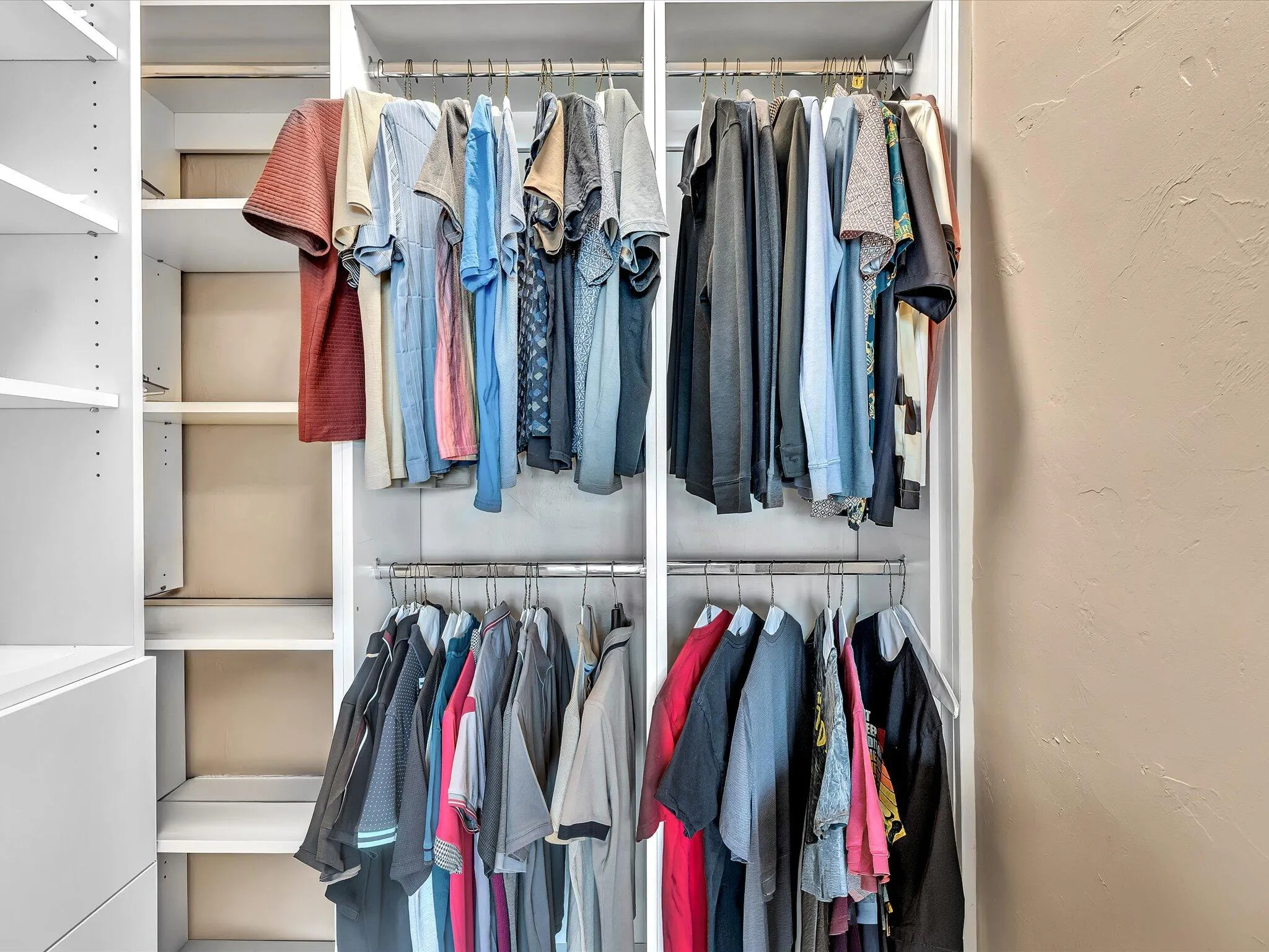 Walk in closet