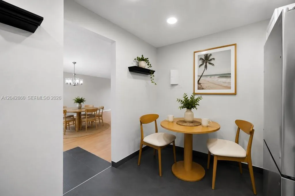 Kitchen Nook Staged