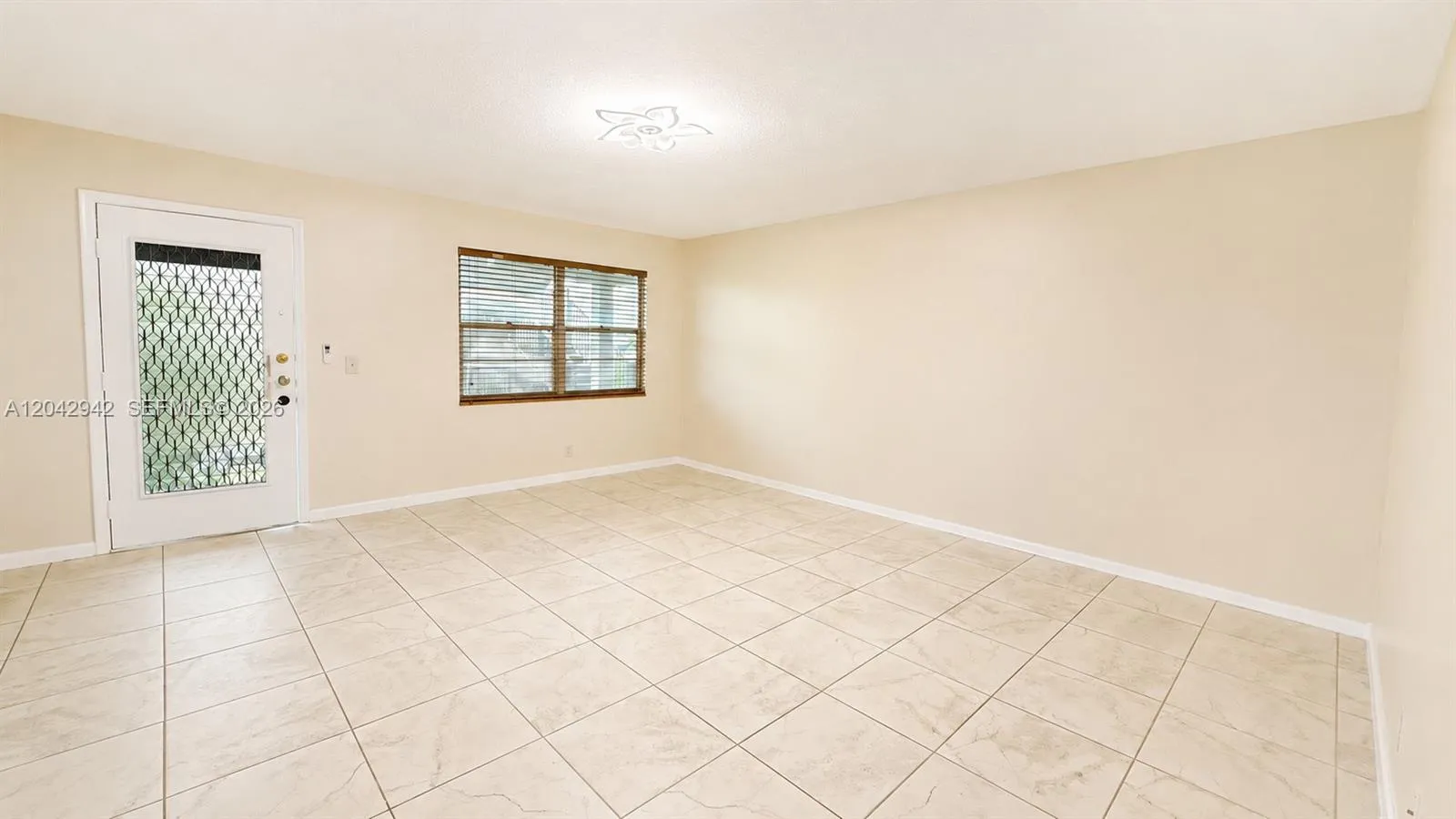 Living/Dining Room
