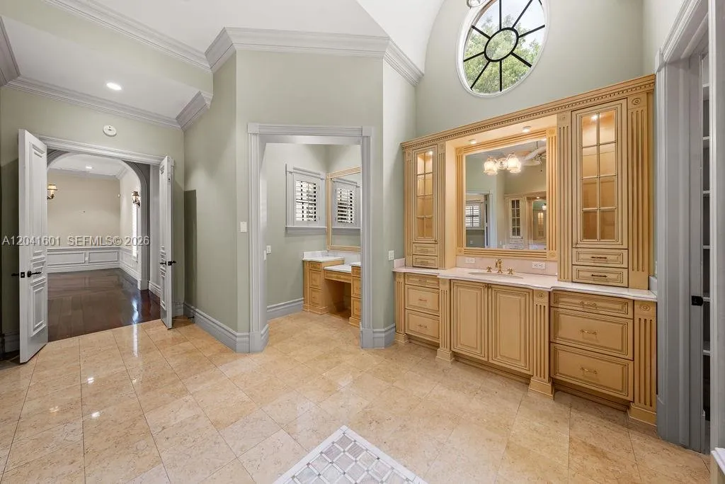 Property photo 77