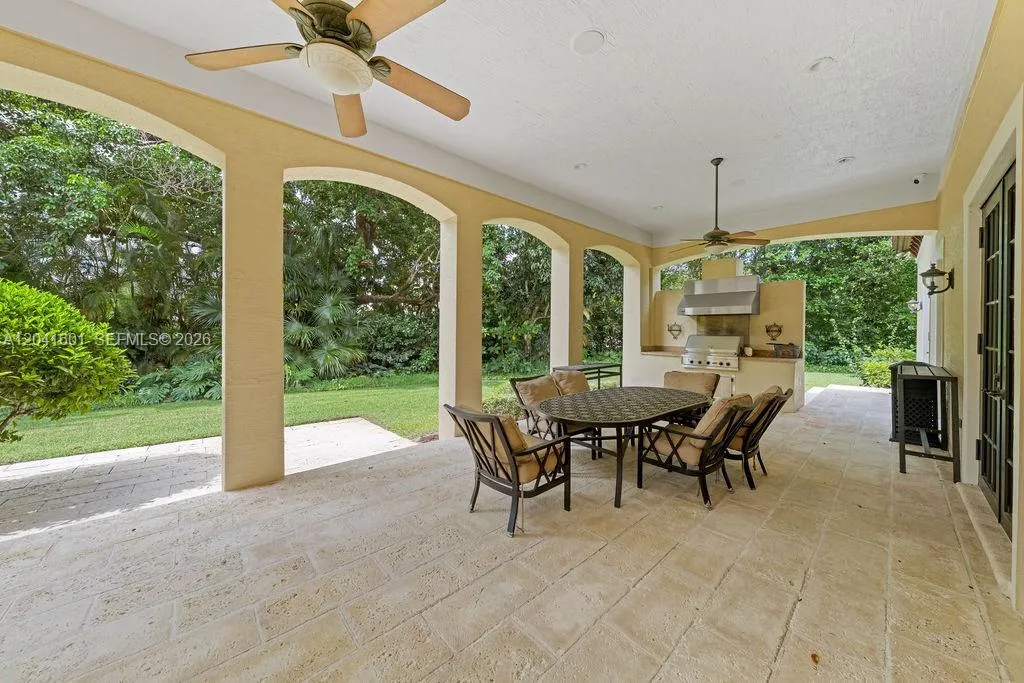 Property photo 361